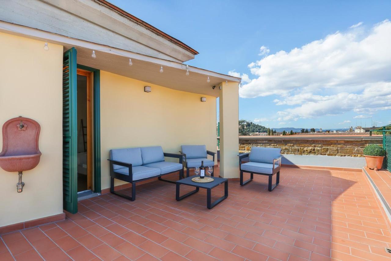 Penthouse With Big Terrace In Oltrarno Lägenhet Florens Exteriör bild