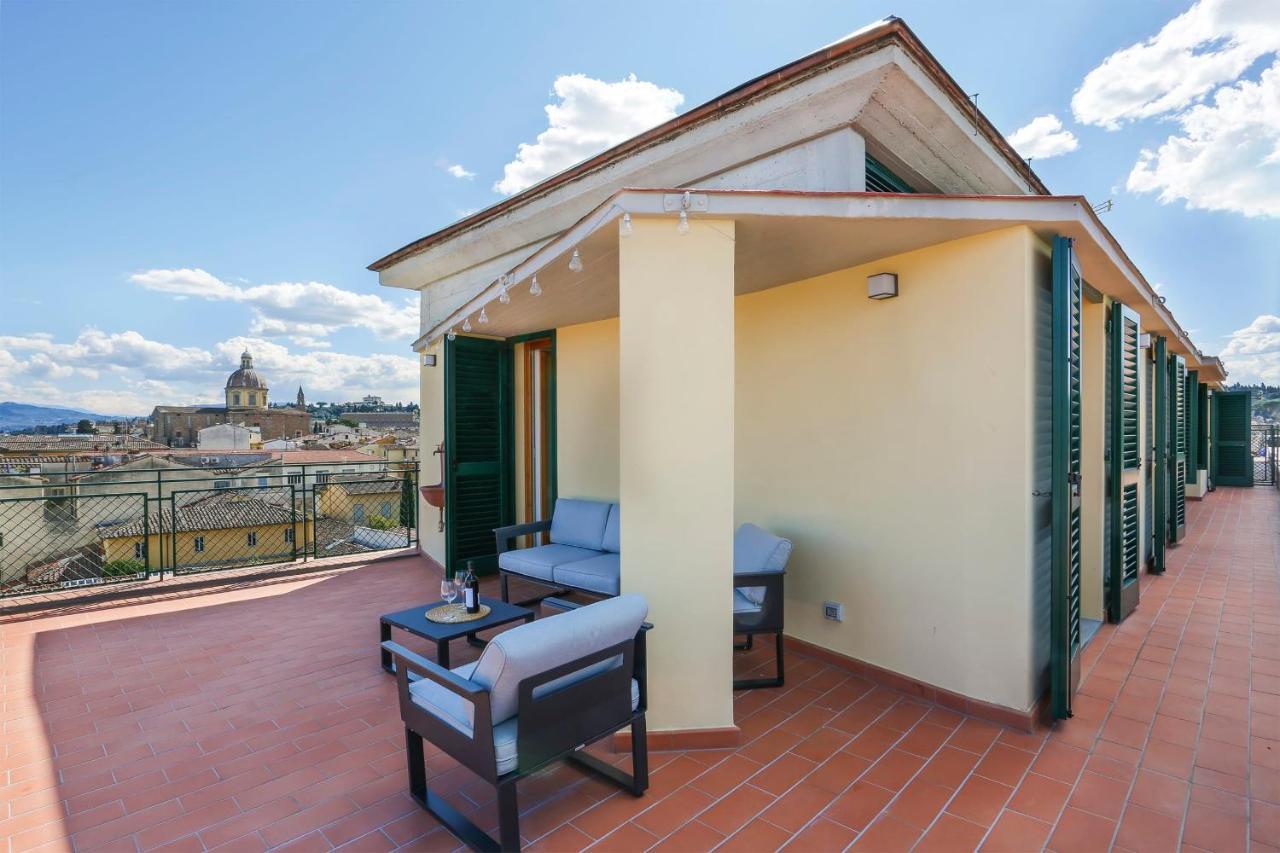 Penthouse With Big Terrace In Oltrarno Lägenhet Florens Exteriör bild